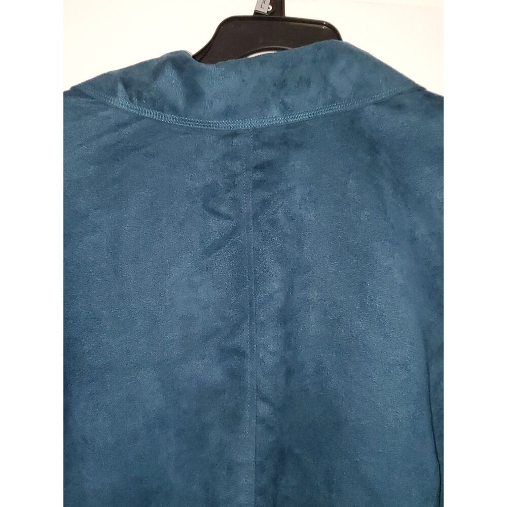 An Essentials Women's Plus Sized Shacket Faux Sue… - image 8